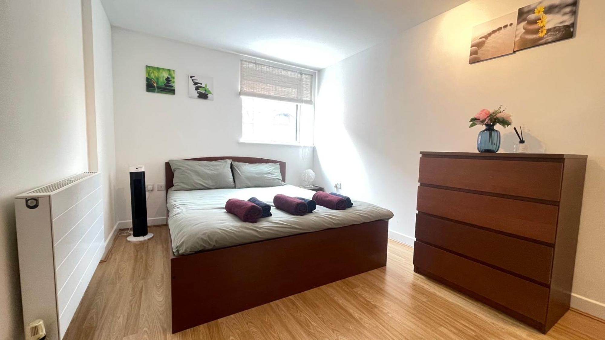 Shoreditch Liverpool Street With Lift And Balcony Apartment